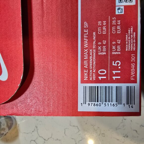 Nike Air Max Waffle SP Shoes Action Green Black FV6946-301 Men's Size 10 NEW - Picture 10 of 16